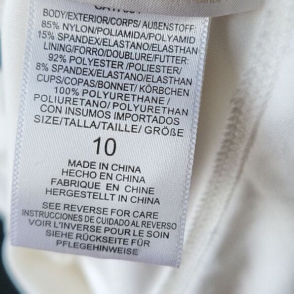 🆕️ Michael Kors Women’s White Ruffled plunging V Neck One Piece Swimsuit - Picture 2 of 7